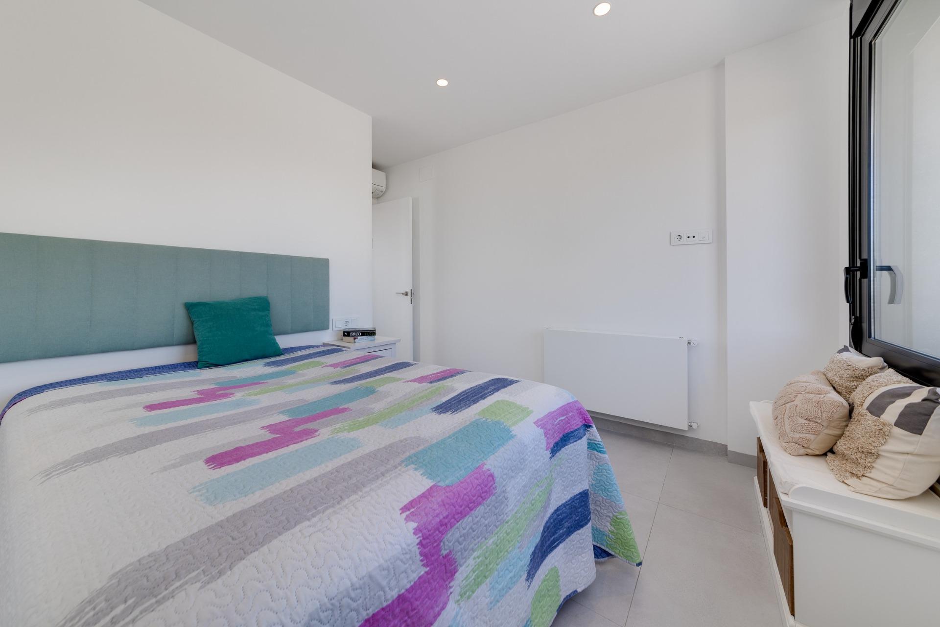 For sale - 3 Bedroom 2 Bathroom Villa in Pilar de La Horadada - Lo Romero Golf  - Alicante