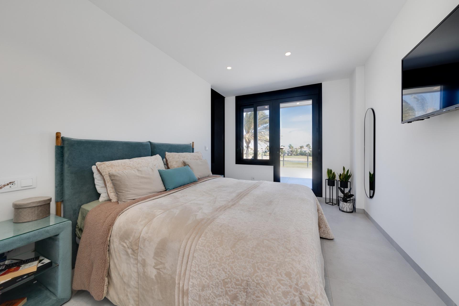 For sale - 3 Bedroom 2 Bathroom Villa in Pilar de La Horadada - Lo Romero Golf  - Alicante
