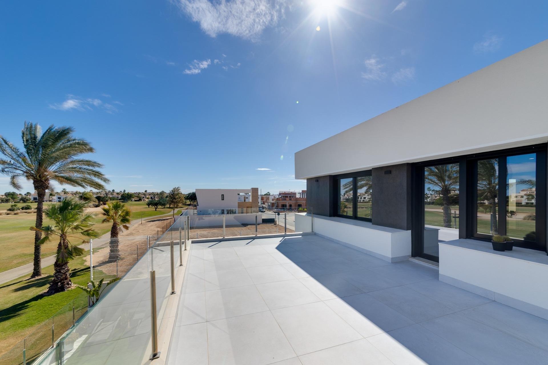 For sale - 3 Bedroom 2 Bathroom Villa in Pilar de La Horadada - Lo Romero Golf  - Alicante