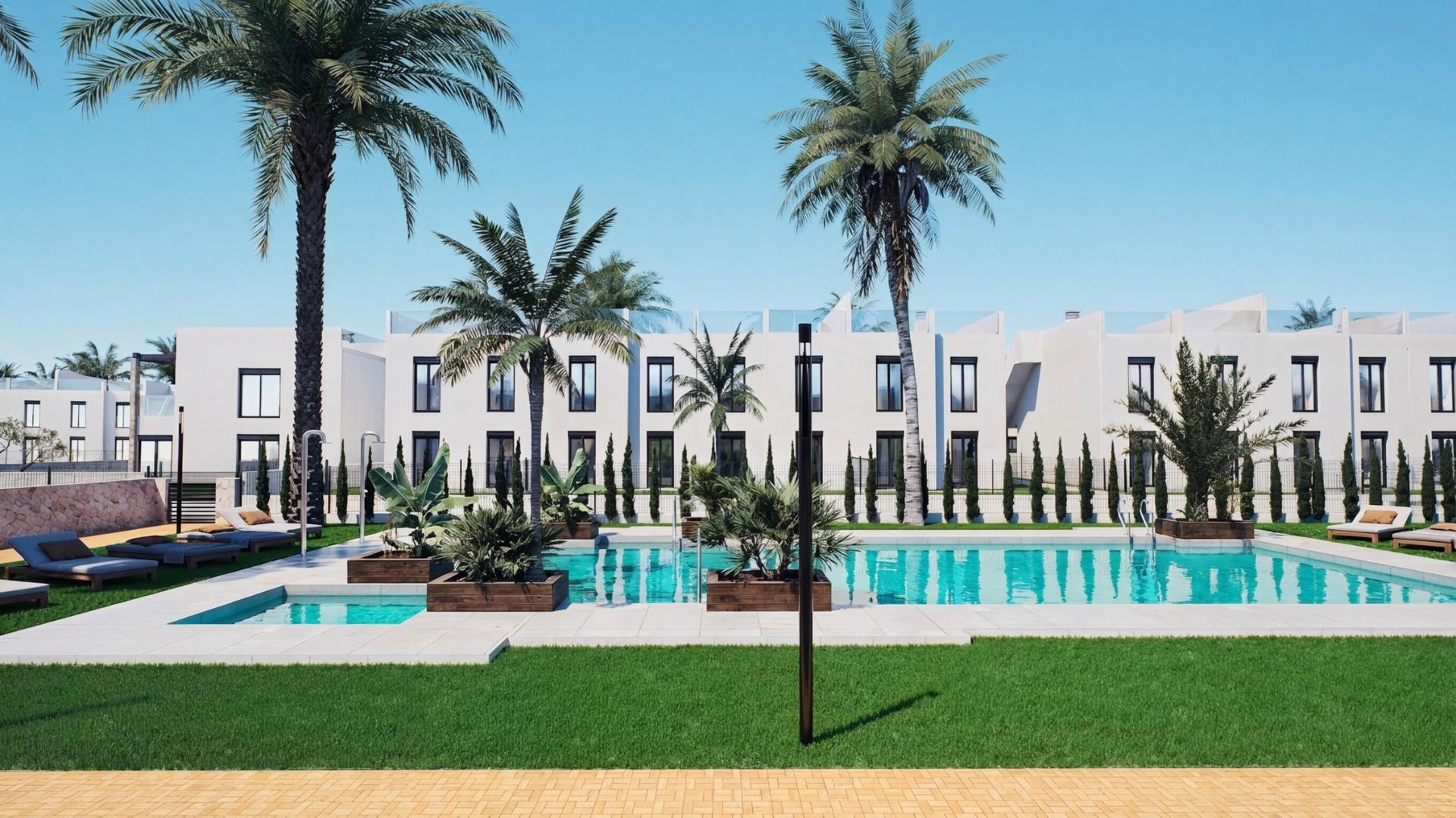 For sale - 3 Bedroom 2 Bathroom Bungalow in Pilar de La Horadada - pueblo  - Alicante