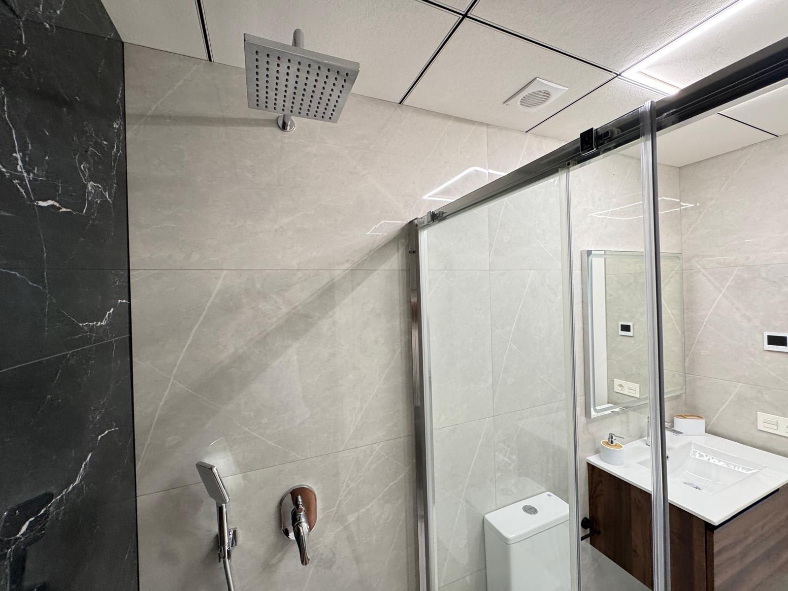 For sale - 2 Bedroom 2 Bathroom Apartment in Torrevieja - Estacion De Autobuses  - Alicante