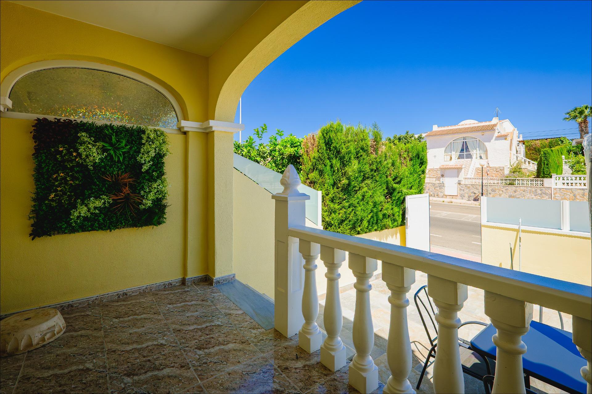 Sold - SOLD!_3 Bedroom 2 Bathroom Town House in Villamartin - Las Filipinas  - Alicante