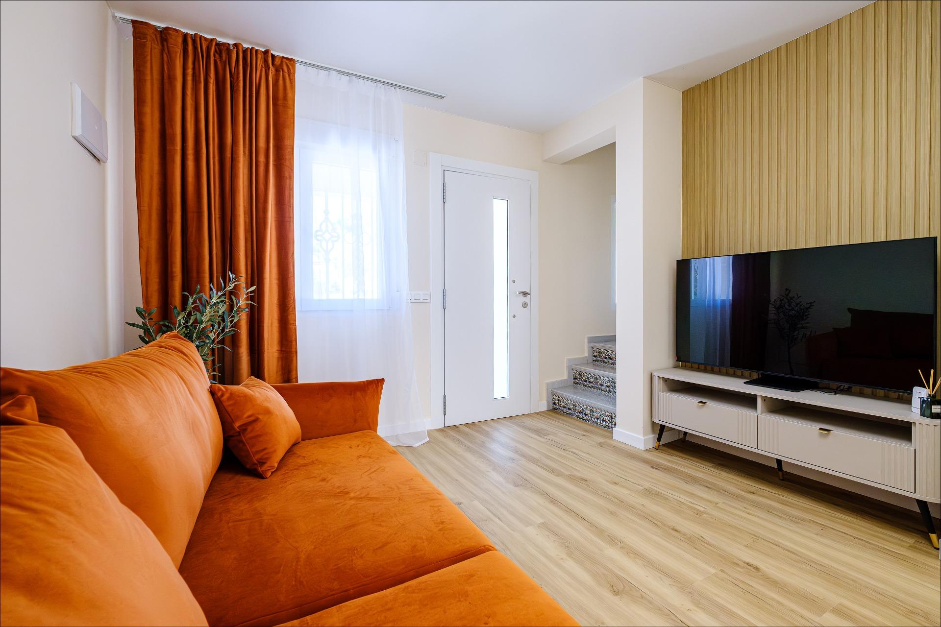 Sold - SOLD!_3 Bedroom 2 Bathroom Town House in Villamartin - Las Filipinas  - Alicante