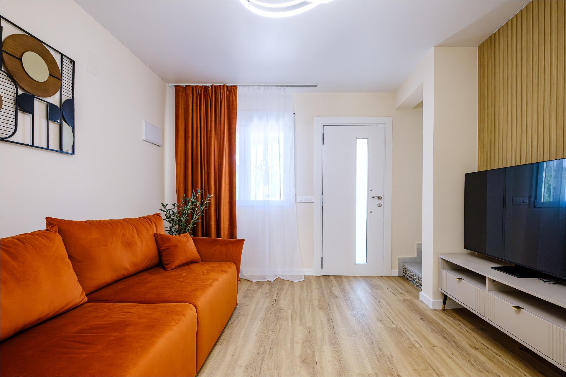Sold - SOLD!_3 Bedroom 2 Bathroom Town House in Villamartin - Las Filipinas  - Alicante