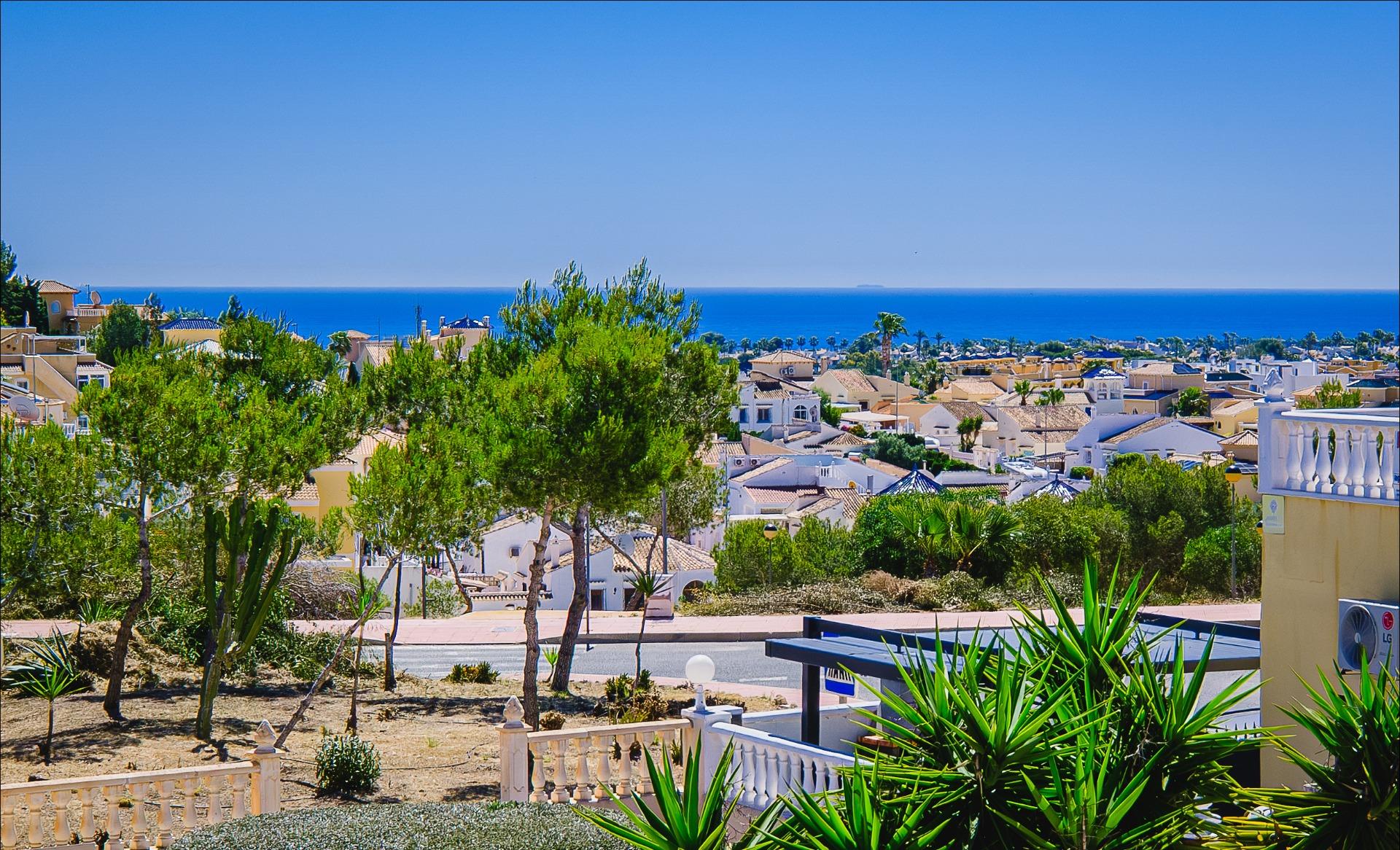 Sold - SOLD!_3 Bedroom 2 Bathroom Town House in Villamartin - Las Filipinas  - Alicante