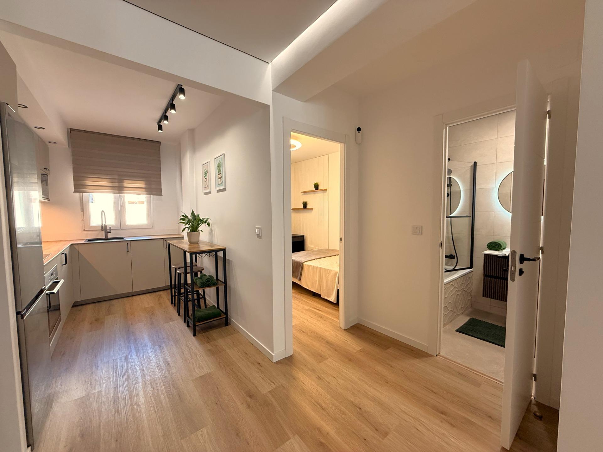 For sale - 2 Bedroom 1 Bathroom Apartment in Torrevieja - Curva Del Palangre  - Alicante