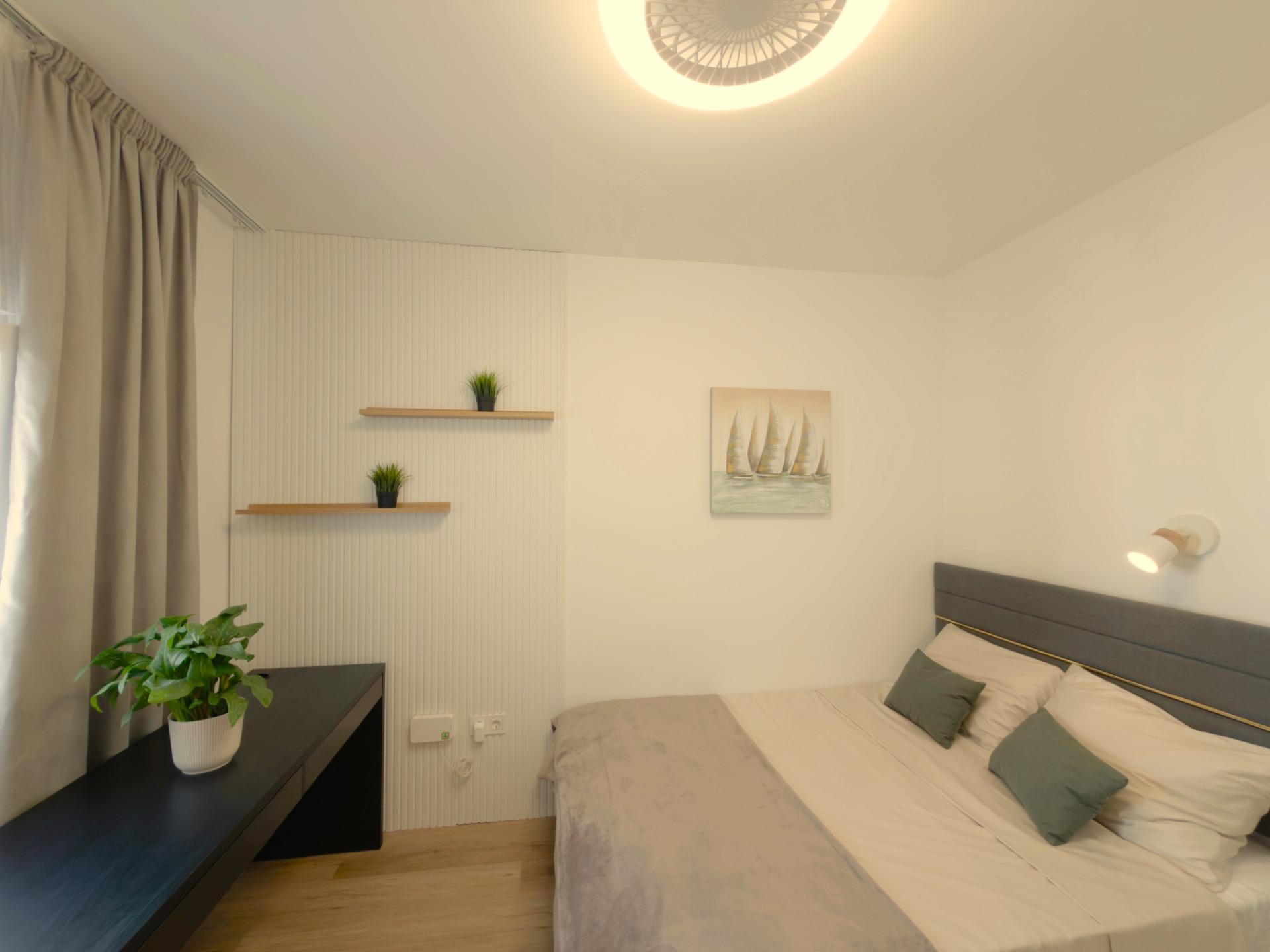 For sale - 2 Bedroom 1 Bathroom Apartment in Torrevieja - Curva Del Palangre  - Alicante