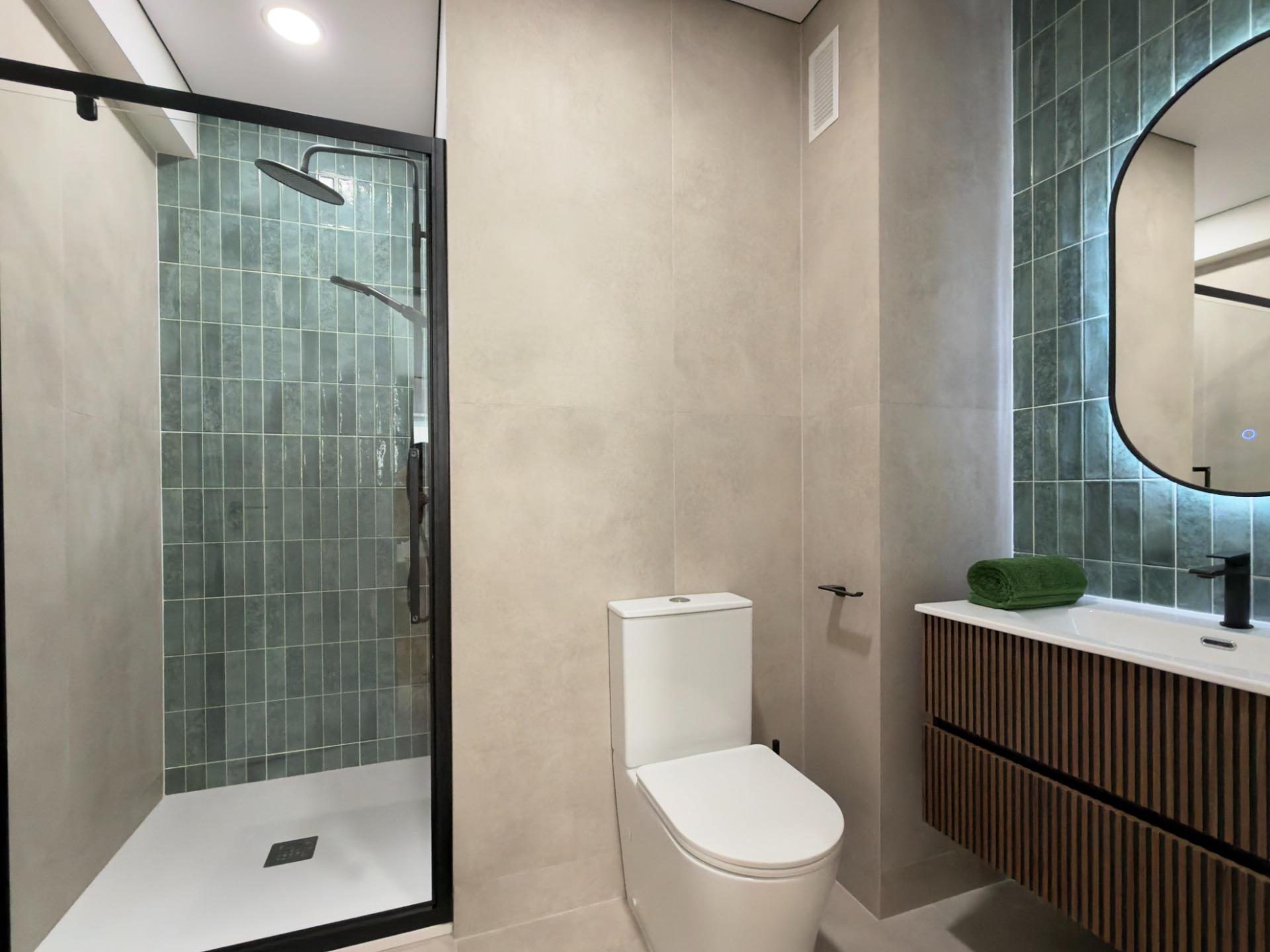 For sale - 2 Bedroom 1 Bathroom Apartment in Torrevieja - Curva Del Palangre  - Alicante