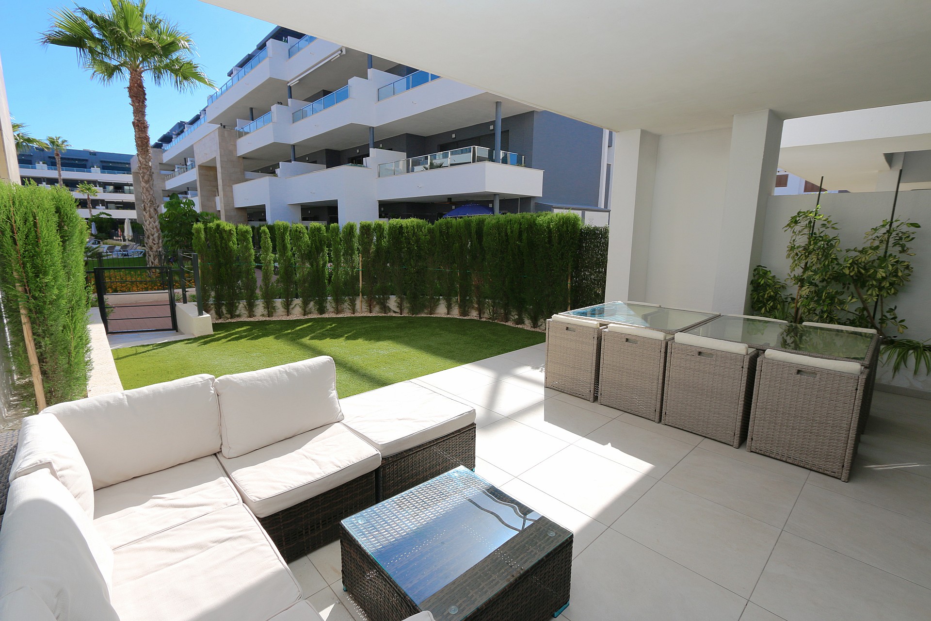 For sale - 2 Bedroom 2 Bathroom Apartment in Playa Flamenca - Costa Blanca  - Alicante