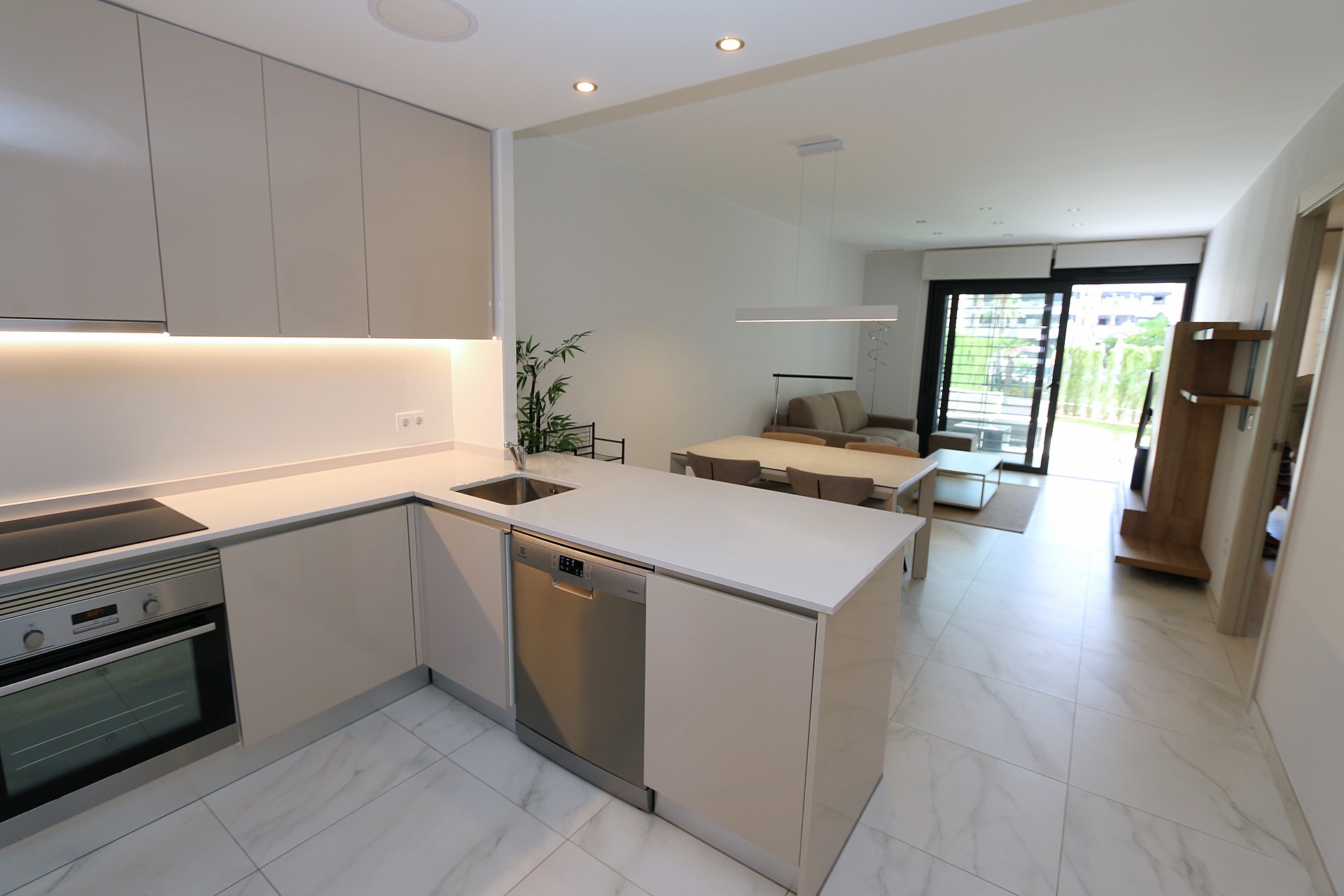 For sale - 2 Bedroom 2 Bathroom Apartment in Playa Flamenca - Costa Blanca  - Alicante