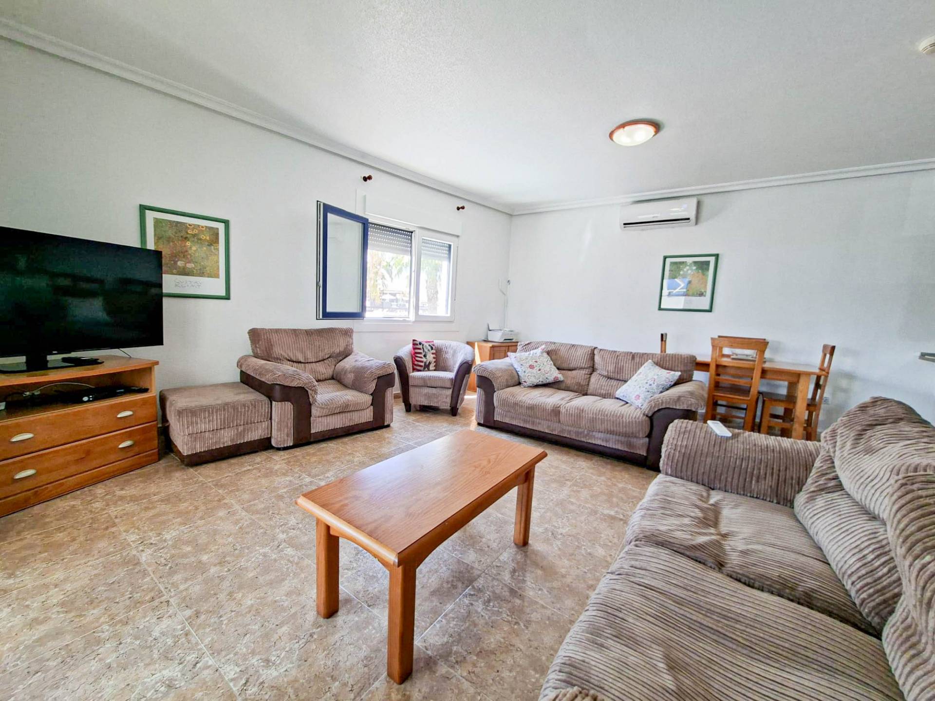For sale - 2 Bedroom 1 Bathroom Apartment in Orihuela Costa - Costa Blanca  - Alicante