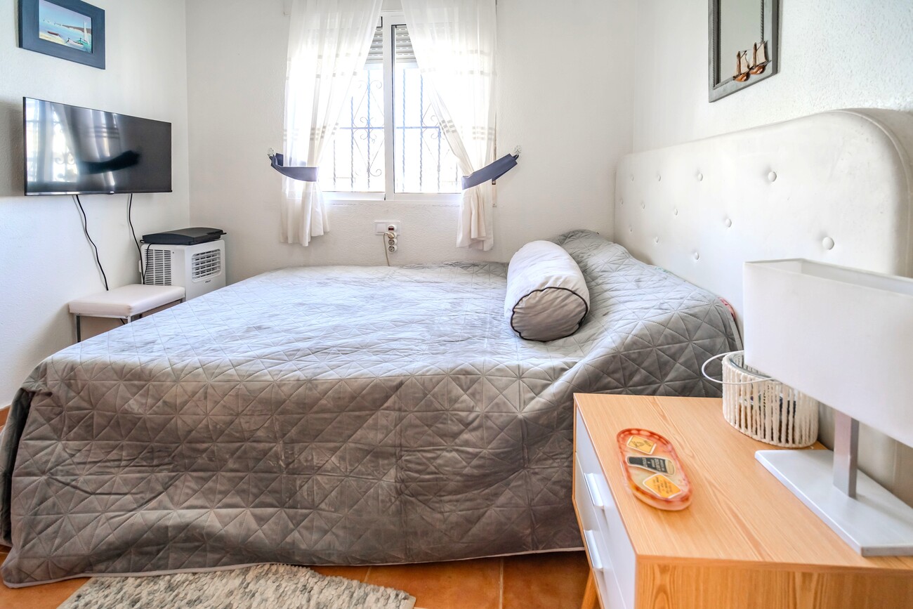 For sale - 3 Bedroom 1 Bathroom Semi Detached in Los Altos - Res Valle de los pinos  - Alicante