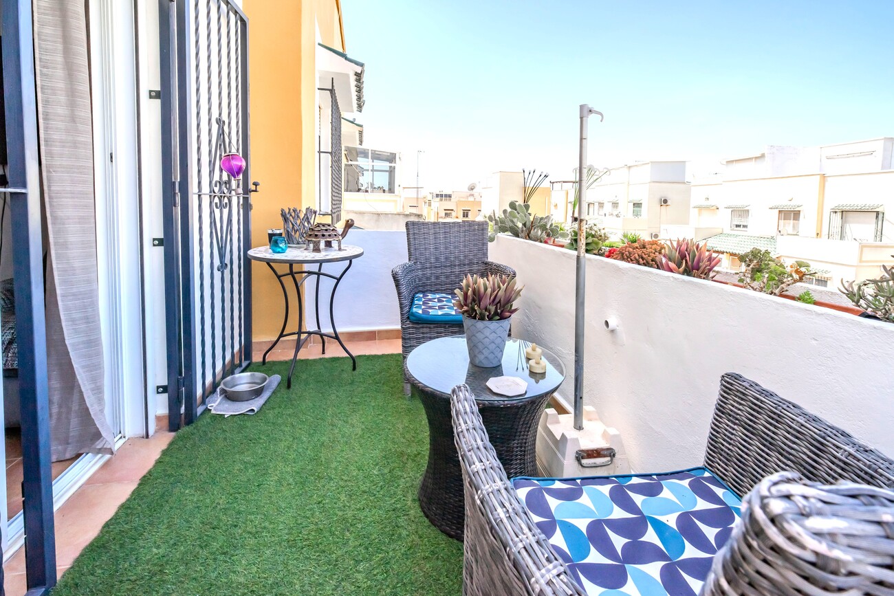 For sale - 3 Bedroom 1 Bathroom Semi Detached in Los Altos - Res Valle de los pinos  - Alicante