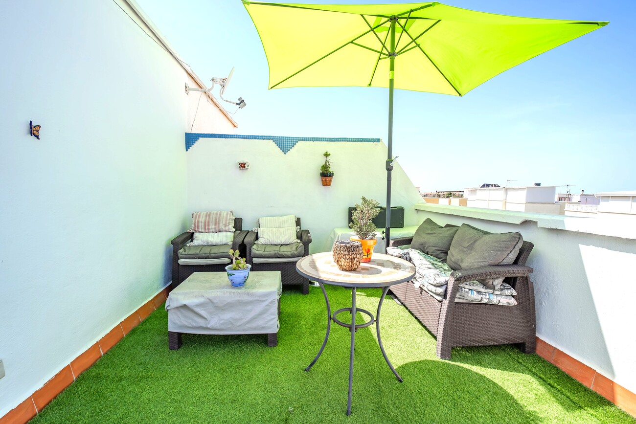 For sale - 3 Bedroom 1 Bathroom Semi Detached in Los Altos - Res Valle de los pinos  - Alicante