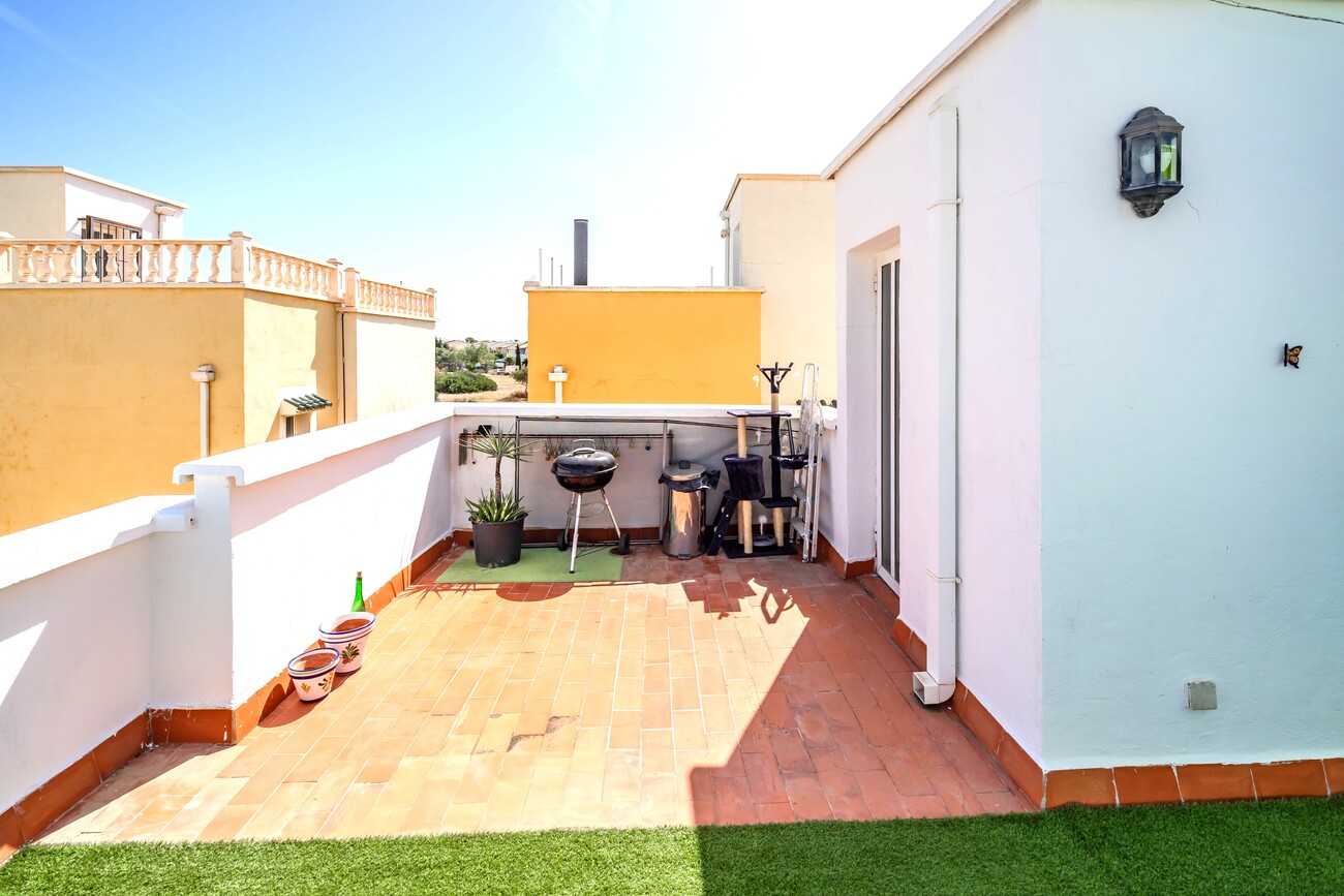 For sale - 3 Bedroom 1 Bathroom Semi Detached in Los Altos - Res Valle de los pinos  - Alicante