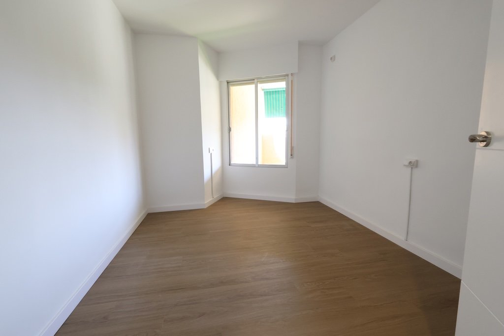 For sale - 3 Bedroom 2 Bathroom Apartment in Orihuela Costa - Costa Blanca  - Alicante