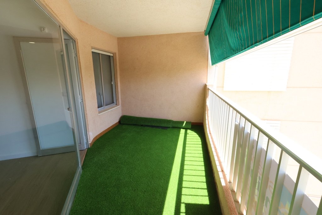 For sale - 3 Bedroom 2 Bathroom Apartment in Orihuela Costa - Costa Blanca  - Alicante