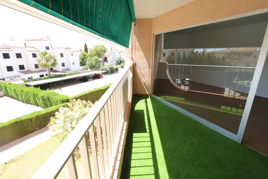 For sale - 3 Bedroom 2 Bathroom Apartment in Orihuela Costa - Costa Blanca  - Alicante