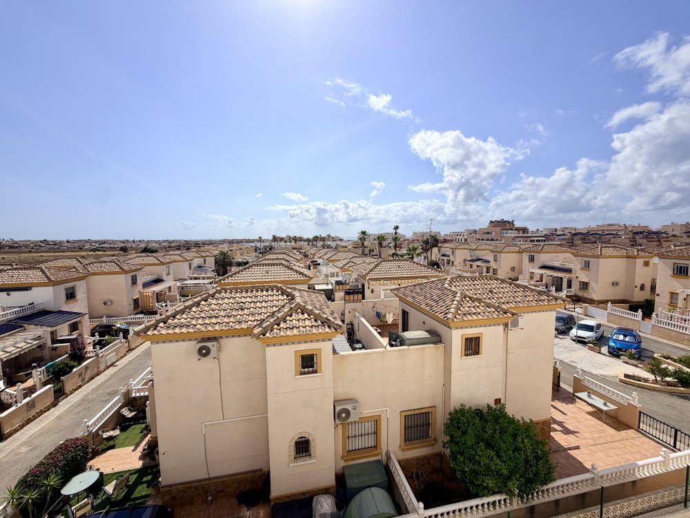 For sale - 3 Bedroom 2 Bathroom Apartment in Orihuela Costa - Costa Blanca  - Alicante