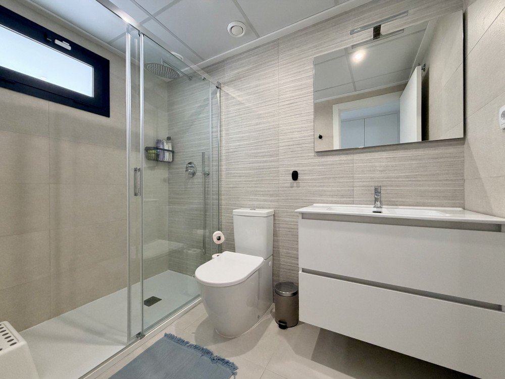 For sale - 3 Bedroom 2 Bathroom Apartment in Orihuela Costa - Costa Blanca  - Alicante
