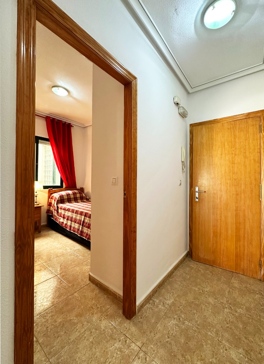 For sale - 2 Bedroom 1 Bathroom Apartment in Cabo Roig - Costa Blanca  - Alicante