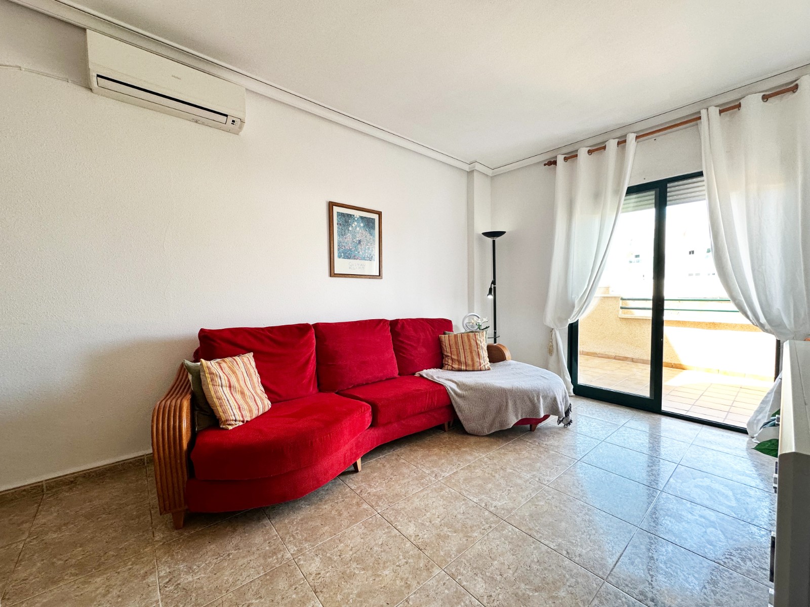 For sale - 2 Bedroom 1 Bathroom Apartment in Cabo Roig - Costa Blanca  - Alicante