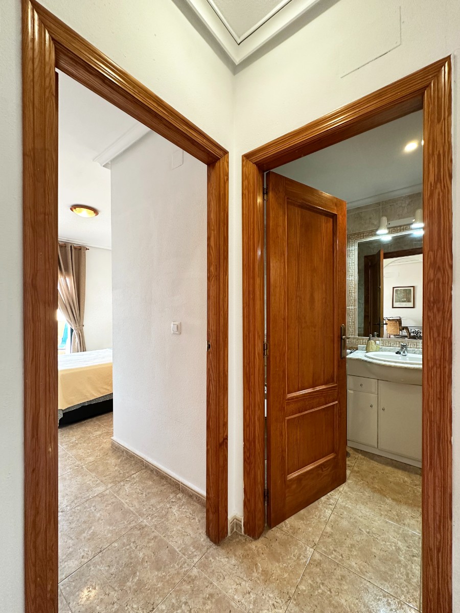 For sale - 2 Bedroom 1 Bathroom Apartment in Cabo Roig - Costa Blanca  - Alicante