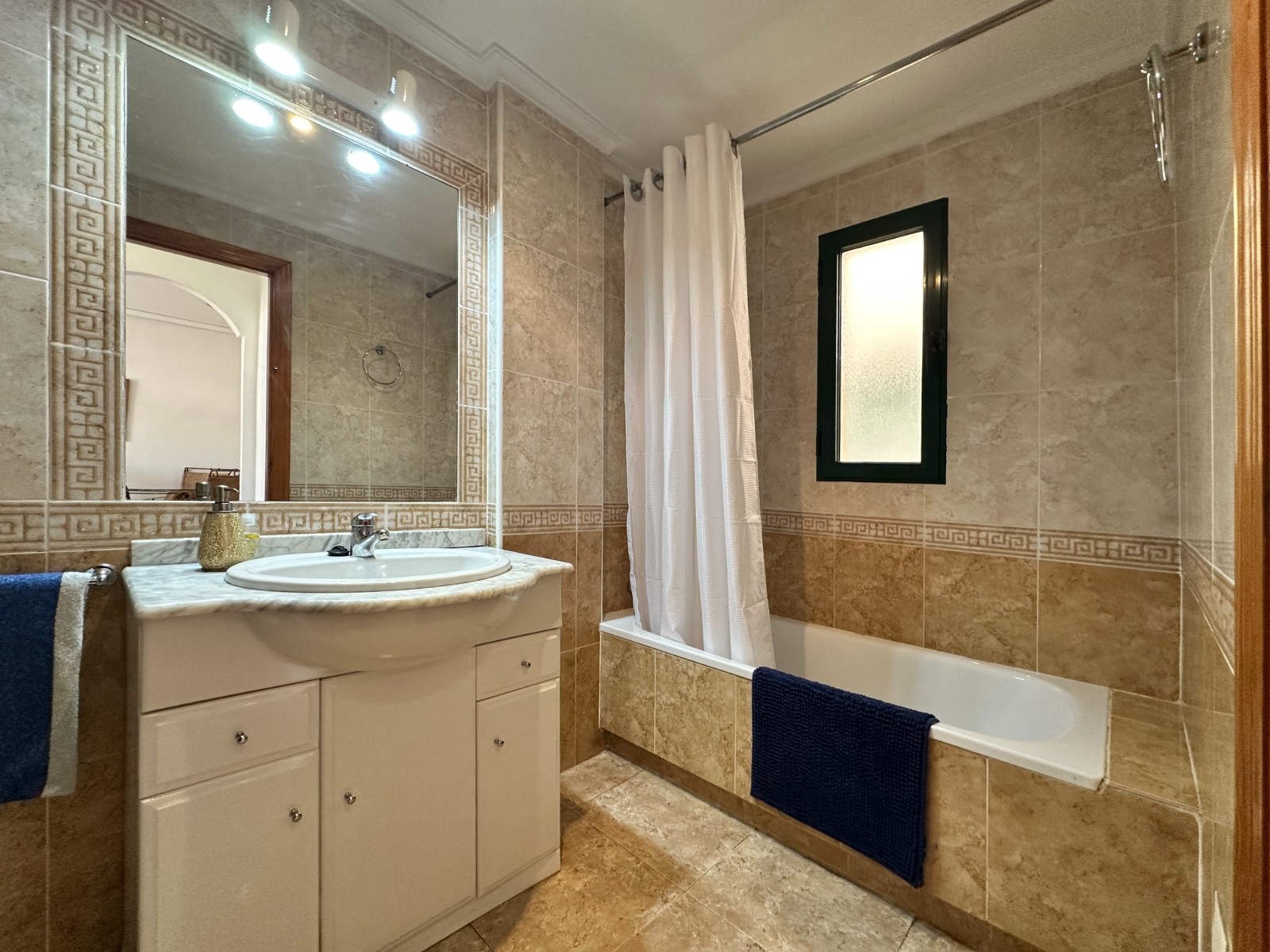 For sale - 2 Bedroom 1 Bathroom Apartment in Cabo Roig - Costa Blanca  - Alicante