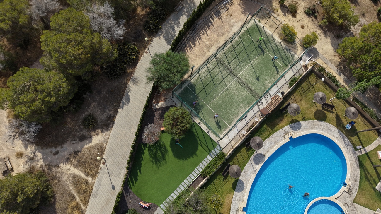 For sale - 6 Bedroom 2 Bathroom Quad House in Torrevieja - Costa Blanca  - Alicante
