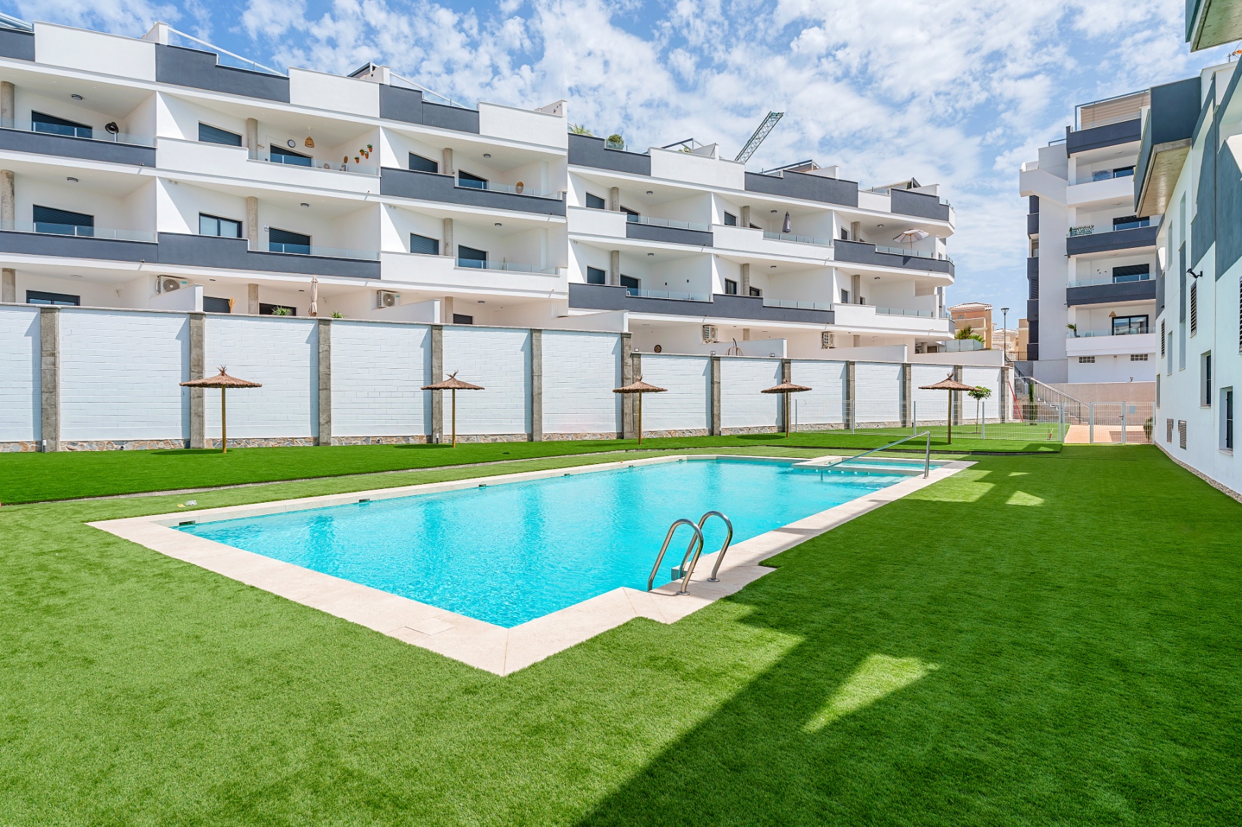 For sale - 2 Bedroom 2 Bathroom Apartment in Torrevieja - Costa Blanca  - Alicante