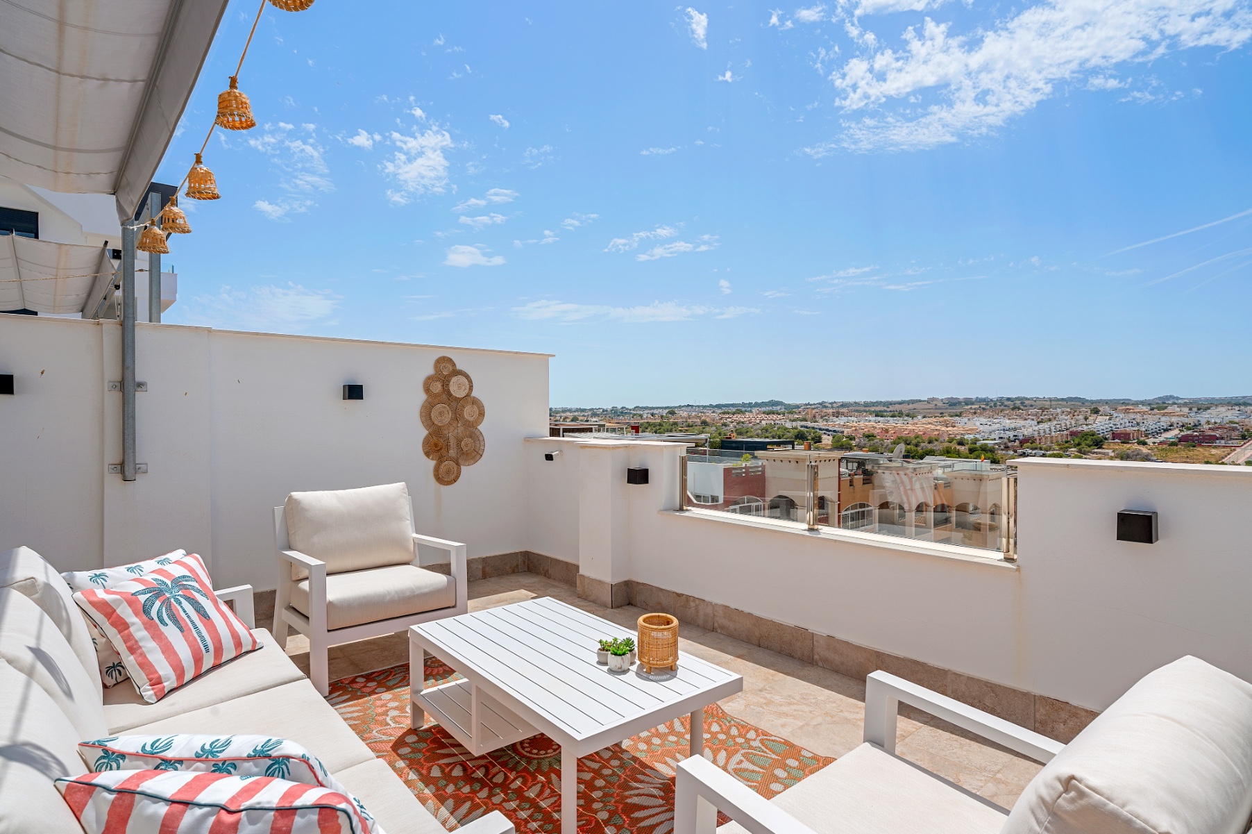 For sale - 2 Bedroom 2 Bathroom Apartment in Torrevieja - Costa Blanca  - Alicante