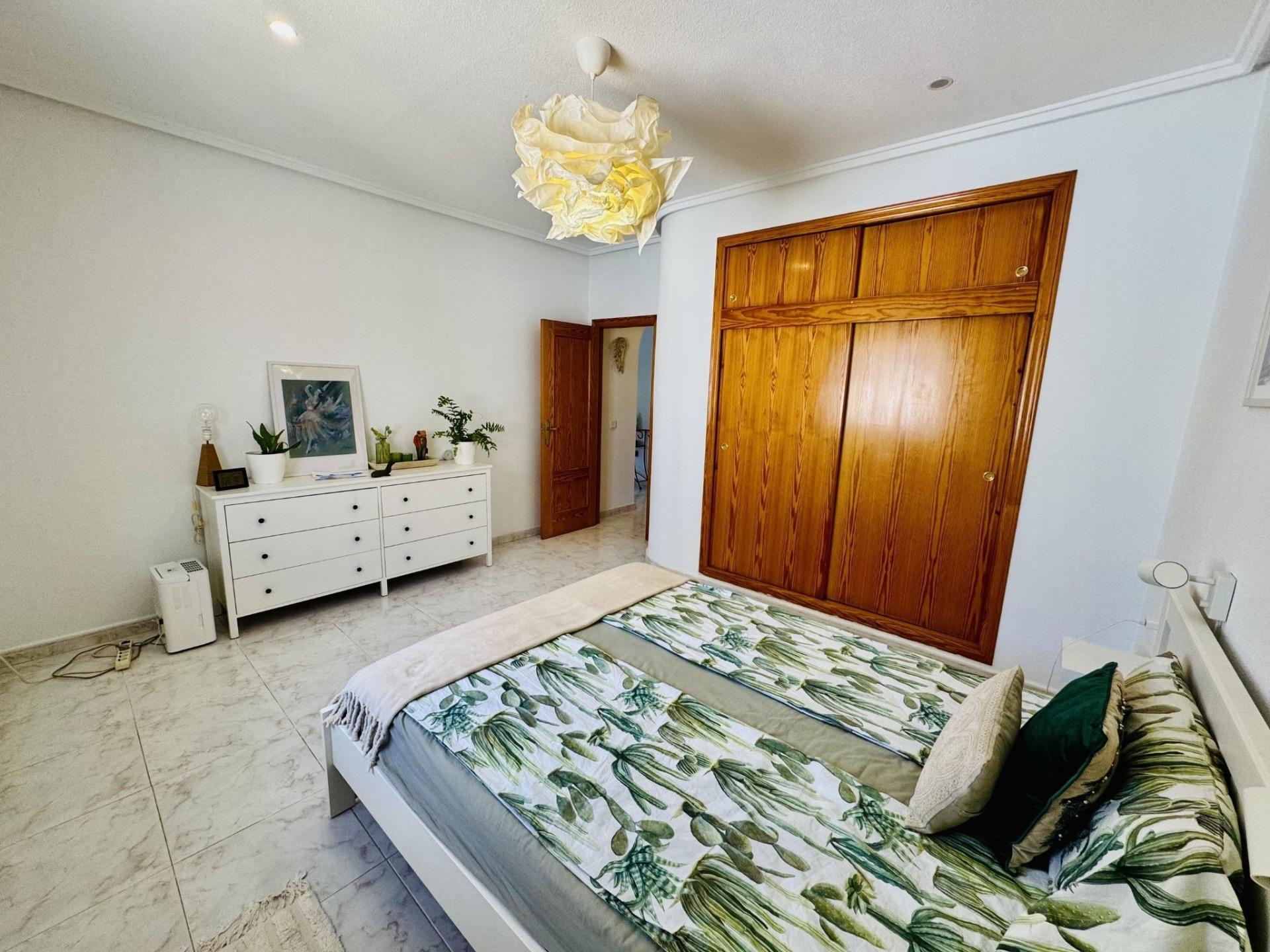 For sale - 2 Bedroom 1 Bathroom Villa in Torrevieja - La Siesta - El Salado - Torreta  - Alicante