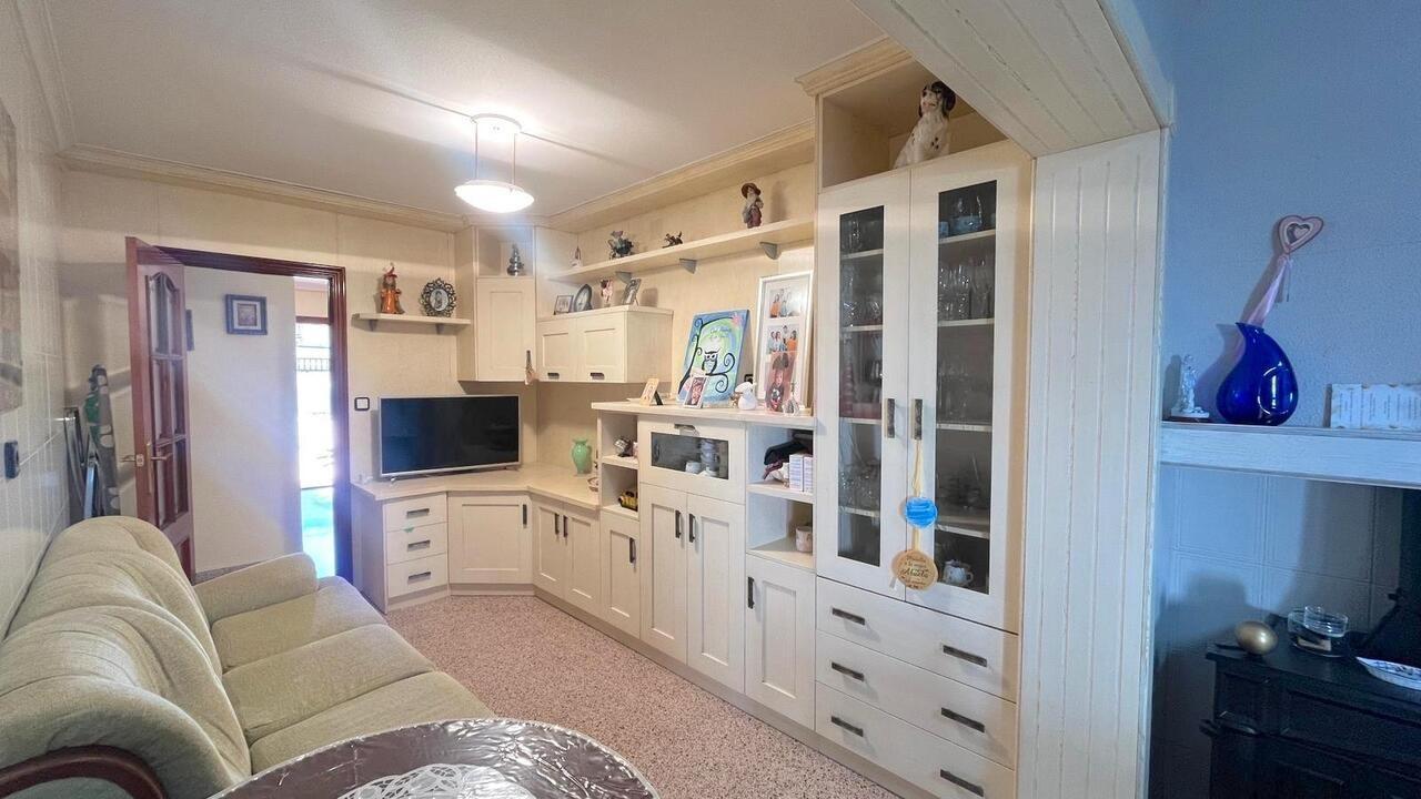 For sale - 4 Bedroom 2 Bathroom Town House in Formentera del Segura - Pueblo 5  - Alicante