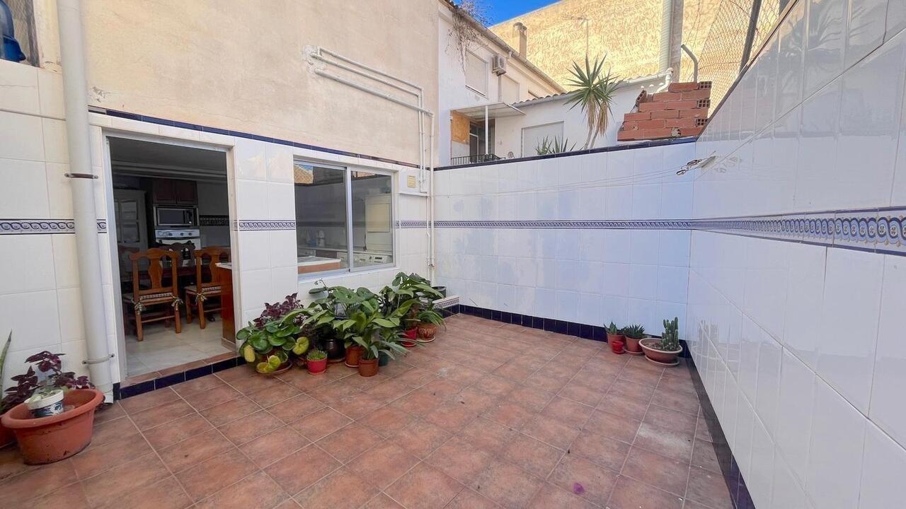 For sale - 4 Bedroom 2 Bathroom Town House in Formentera del Segura - Pueblo 5  - Alicante