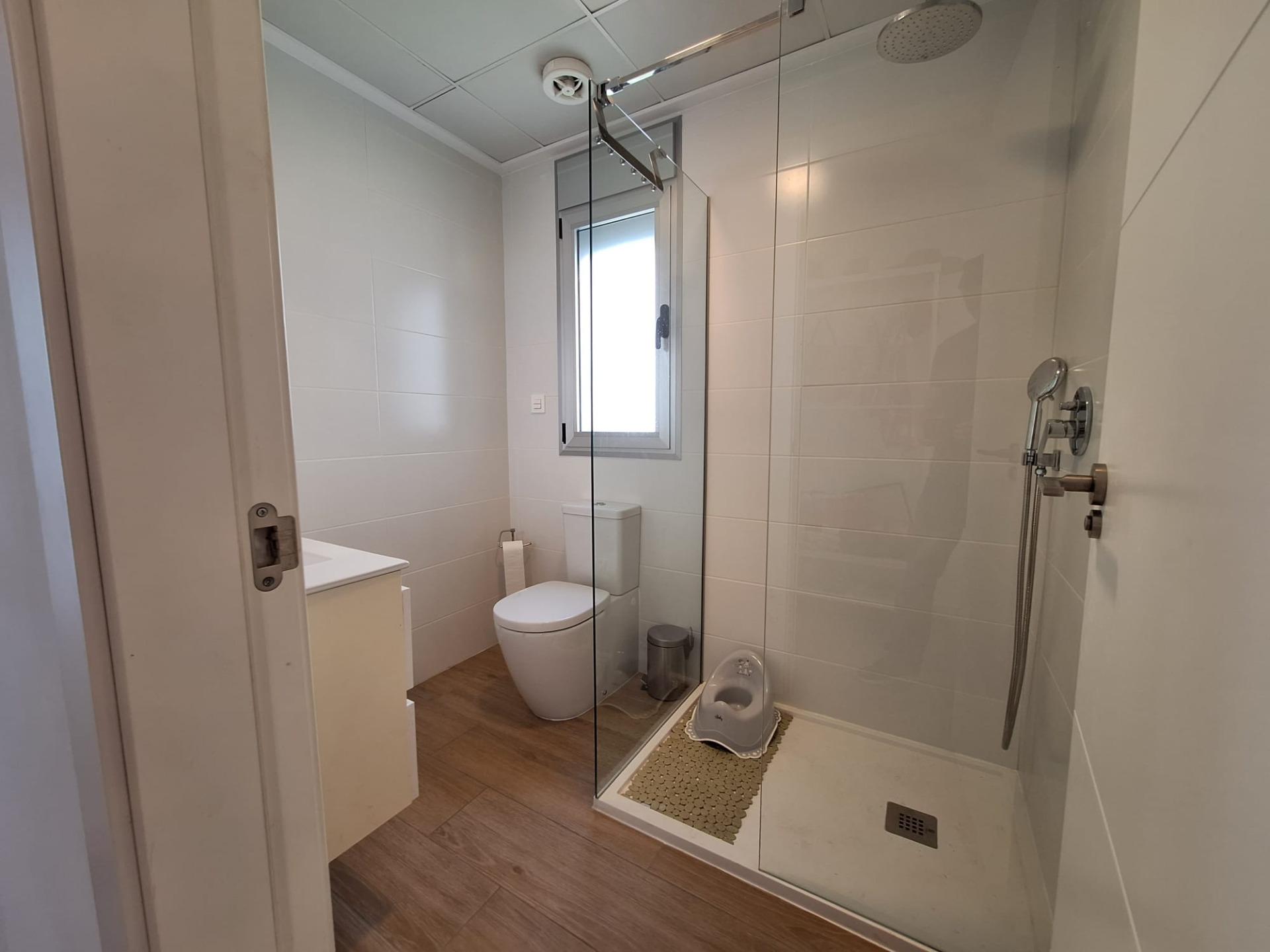 For sale - 3 Bedroom 3 Bathroom Villa in Torrevieja - Los Frutales  - Alicante