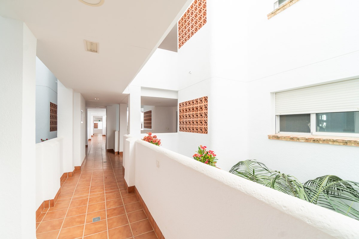 For sale - 2 Bedroom 1 Bathroom Apartment in Orihuela Costa - Costa Blanca  - Alicante