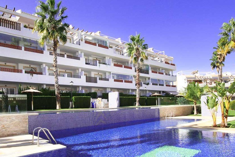 For sale - 2 Bedroom 1 Bathroom Apartment in Orihuela Costa - Costa Blanca  - Alicante