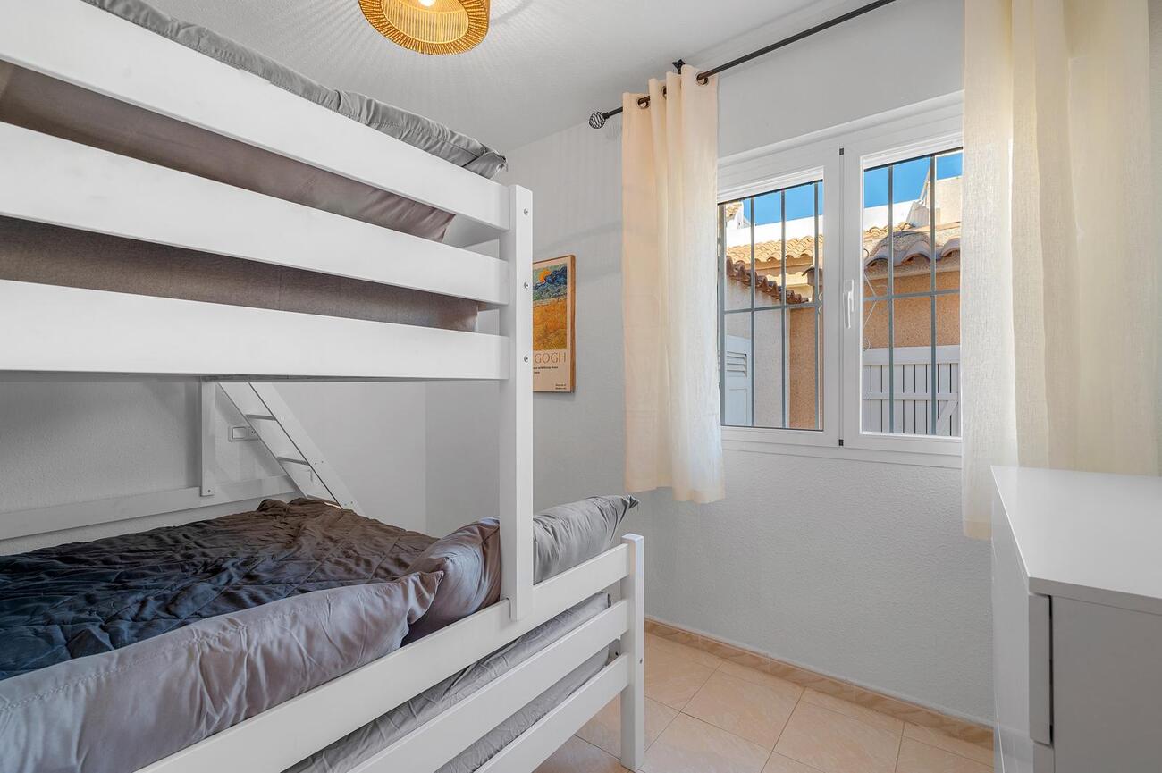 For sale - 2 Bedroom 1 Bathroom Bungalow in Torrevieja - Los Balcones  - Alicante