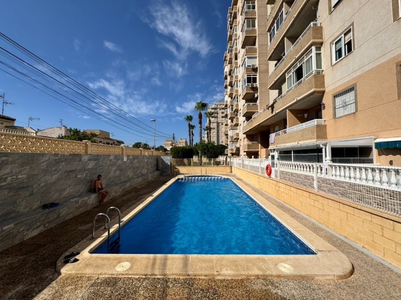 For sale - 2 Bedroom 1 Bathroom Apartment in Torrevieja - Costa Blanca  - Alicante