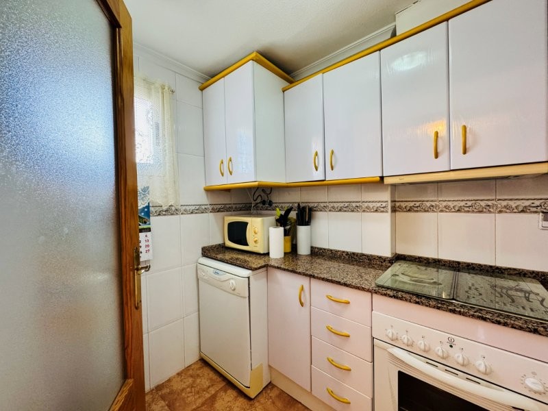 For sale - 2 Bedroom 1 Bathroom Apartment in Torrevieja - Costa Blanca  - Alicante