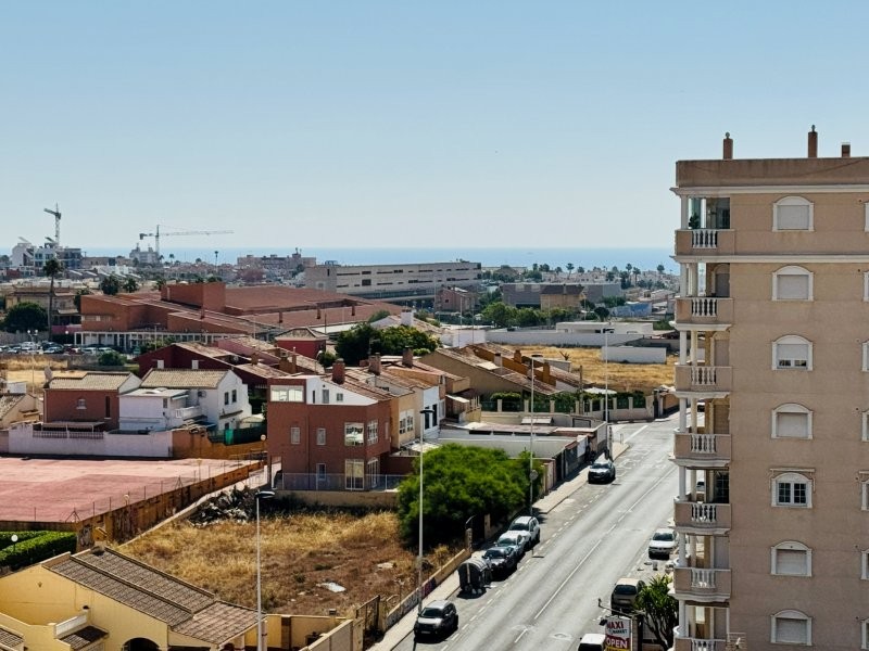 For sale - 2 Bedroom 1 Bathroom Apartment in Torrevieja - Costa Blanca  - Alicante