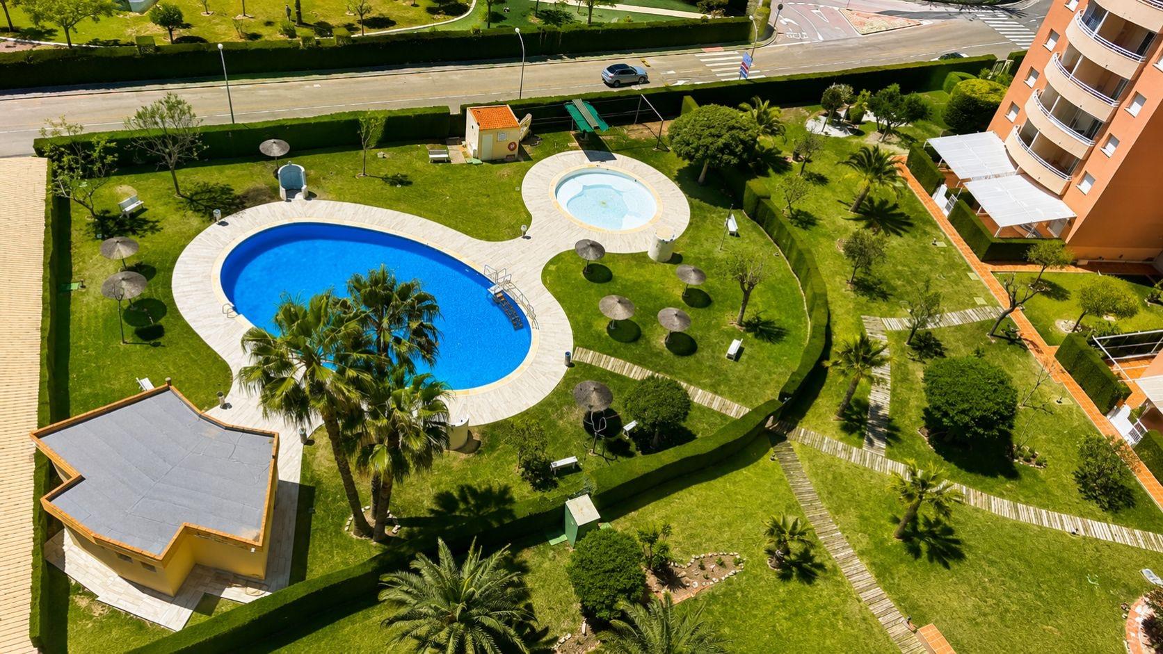 For sale - 2 Bedroom 1 Bathroom Apartment in Orihuela Costa - Campoamor  - Alicante