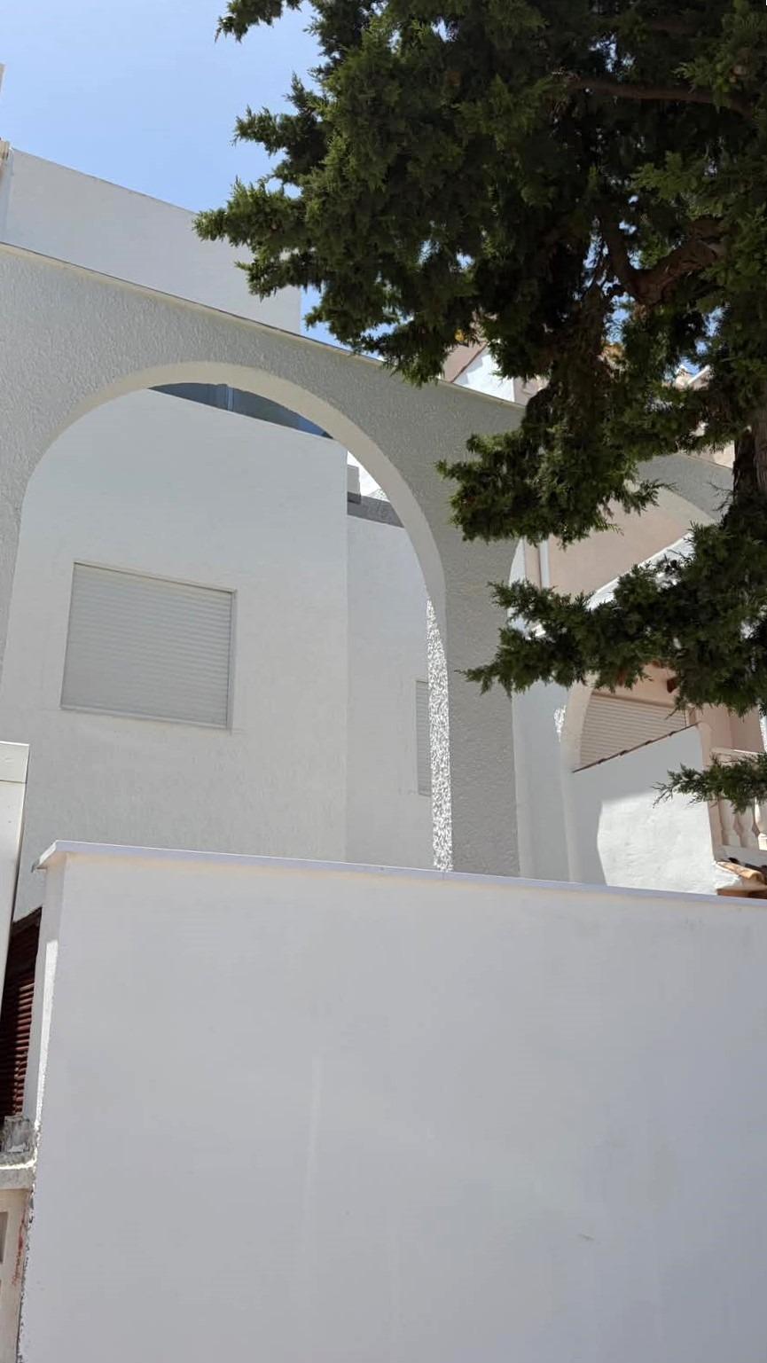 For sale - 3 Bedroom 2 Bathroom Town House in Torrevieja - Calas Blanca  - Alicante
