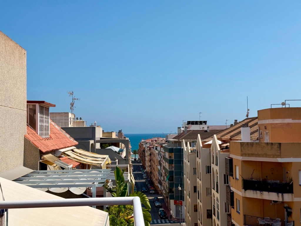 2 Bedroom 1 Bathroom Penthouse in Torrevieja