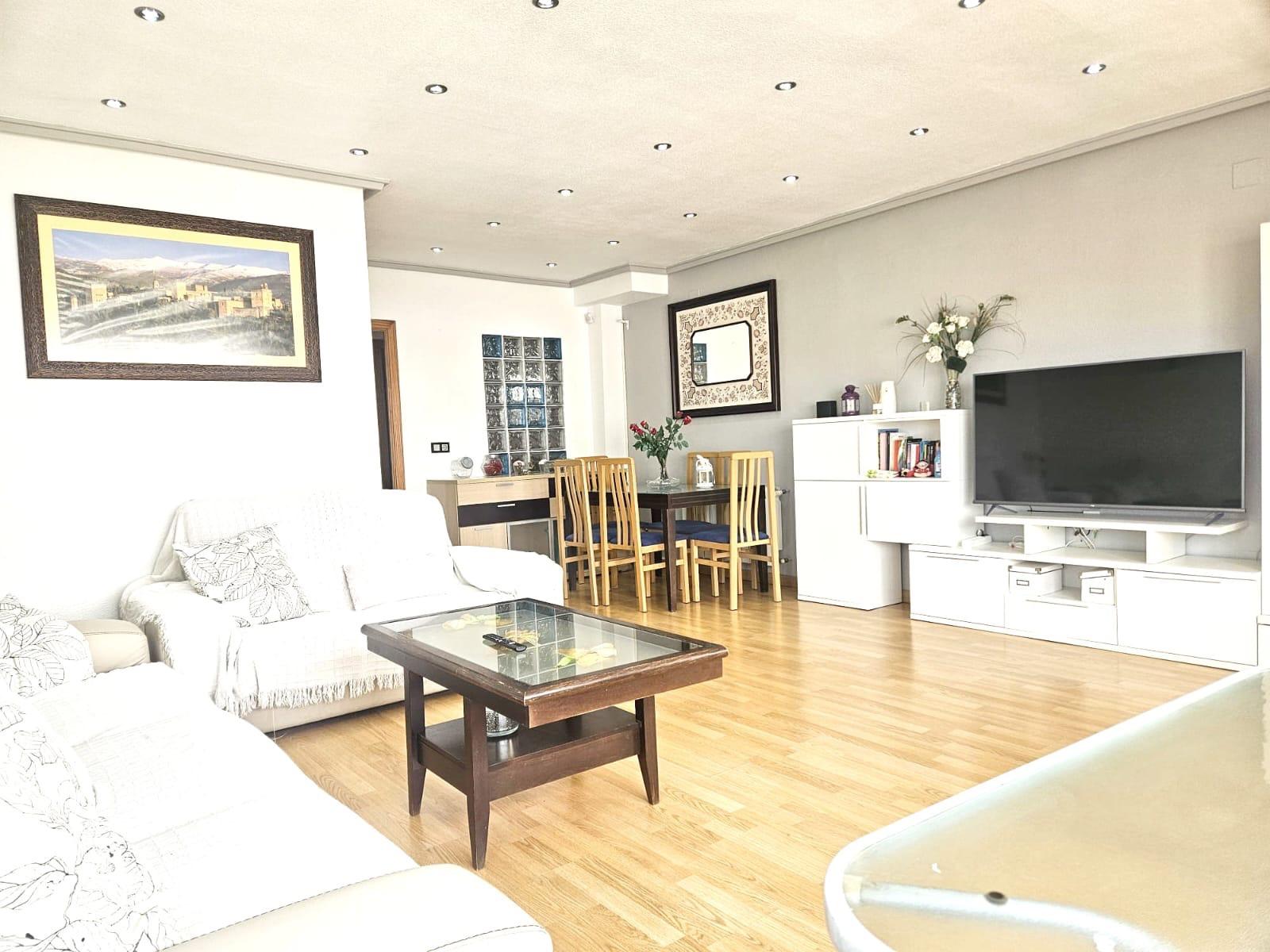 For sale - 6 Bedroom 2 Bathroom Town House in Orihuela Costa - Los Altos  - Alicante