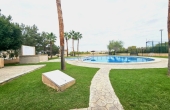 27-430-457-11-924/78433, 6 Bedroom 2 Bathroom Town House in Orihuela Costa