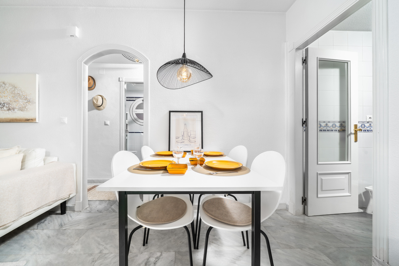 For sale - 2 Bedroom 1 Bathroom Apartment in Torrevieja - Costa Blanca  - Alicante