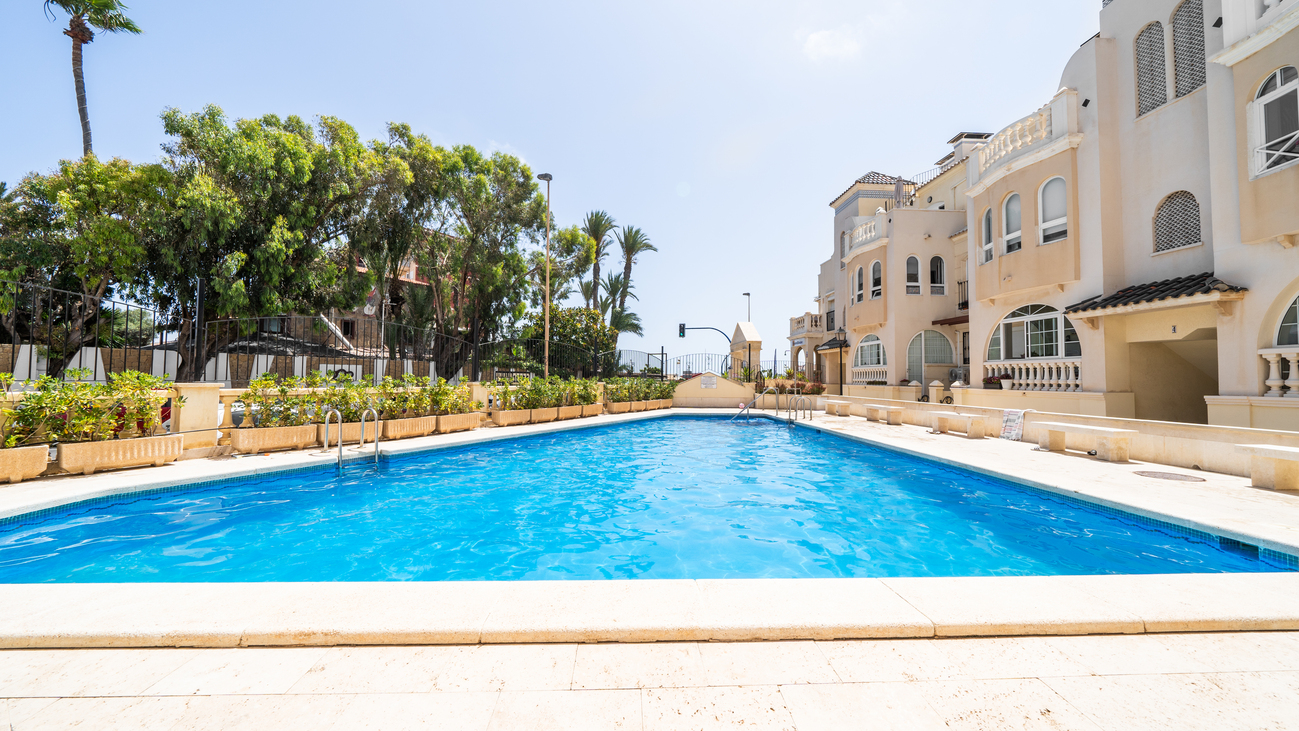 For sale - 2 Bedroom 1 Bathroom Apartment in Torrevieja - Costa Blanca  - Alicante