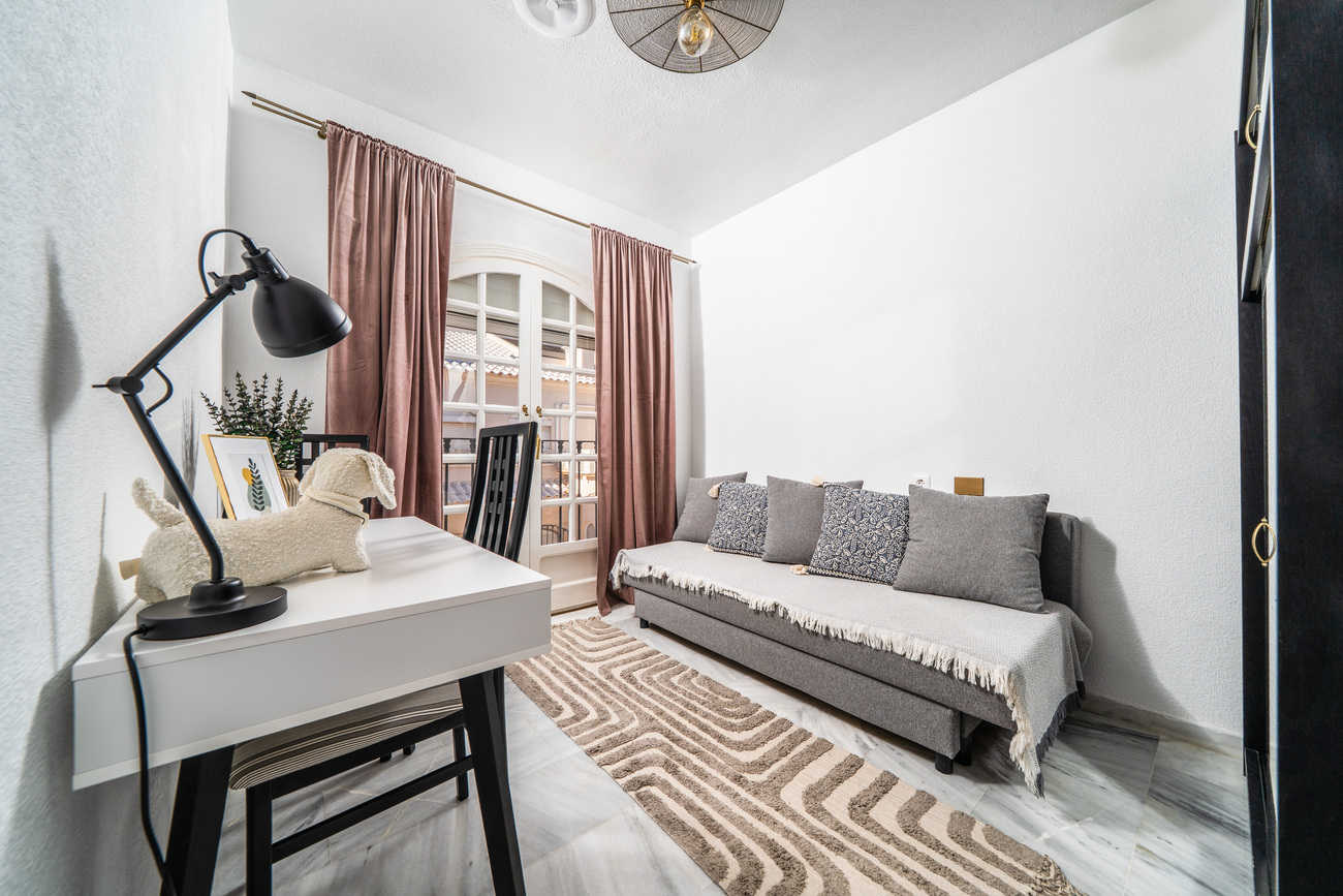 For sale - 2 Bedroom 1 Bathroom Apartment in Torrevieja - Costa Blanca  - Alicante