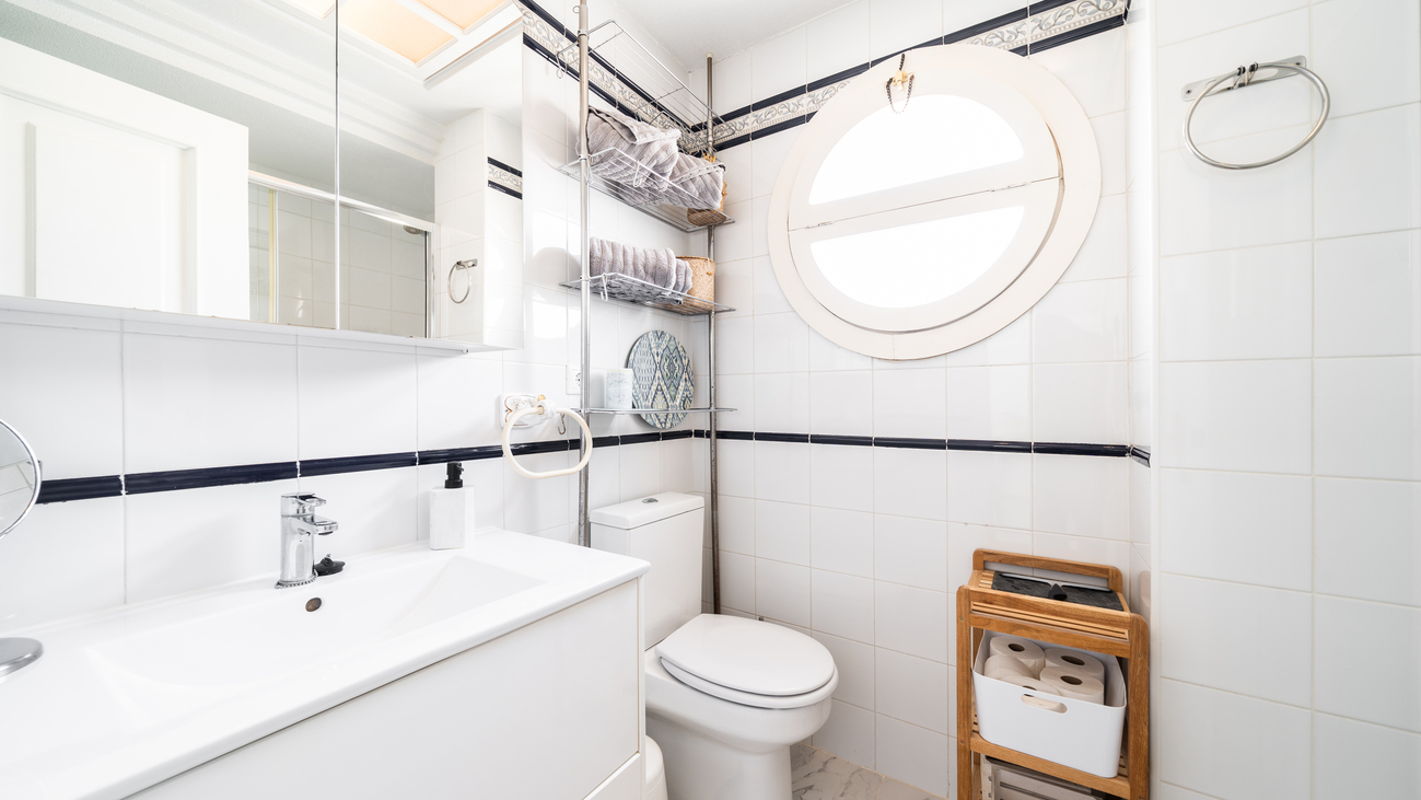 For sale - 2 Bedroom 1 Bathroom Apartment in Torrevieja - Costa Blanca  - Alicante
